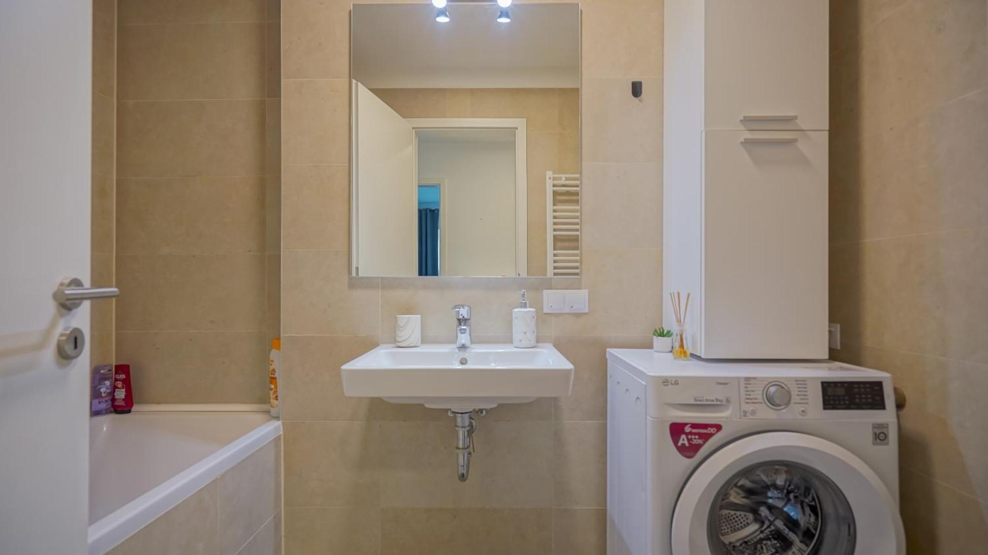 Kasper Coresi Apartment